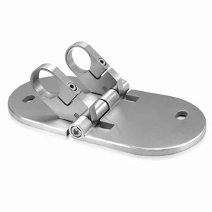 Regulowany uchwyt ścienny do narożnych balustrad